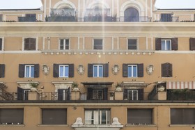 Guest Roma House