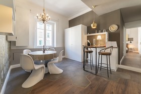 Guest Roma House