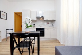 Holiday Rental San Lorenzo District