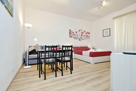 Holiday Rental San Lorenzo District