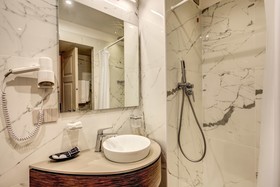 Al Manthia Hotel