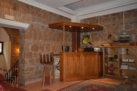 Hotel Alexis
