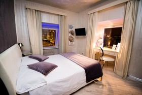 Hotel Caravita