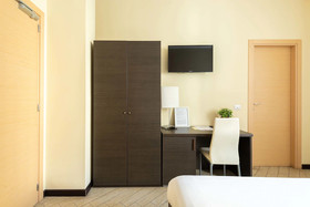 Hotel Central Lodge