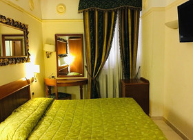 Hotel Champagne Palace