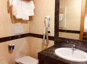 Hotel Champagne Palace