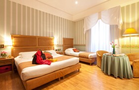 Hotel Diana Roof Garden