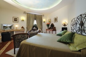 Hotel Farnese