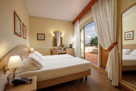 Hotel Santa Costanza