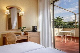 Hotel Santa Costanza