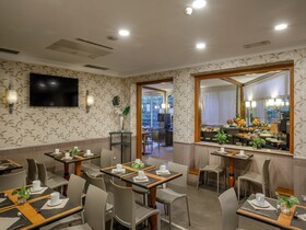 Hotel Santa Costanza