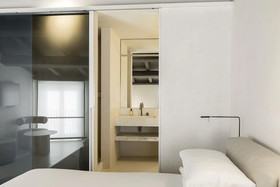 Hotel Scenario