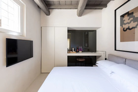Hotel Scenario