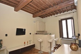 House & The City Colosseo Apartments