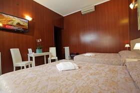 Houspitality Flowers B&B