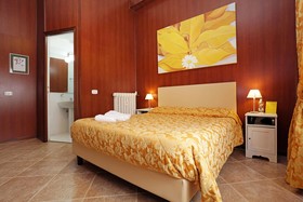 Houspitality Flowers B&B