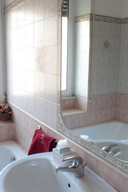 Ianus Guest House