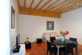 Rome Accommodation Via Giulia Apartments