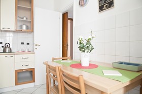 Kamchu Apartments Villa Ada