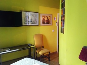 La Casa di Piero al Vaticano