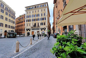 Little Queen Pantheon