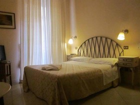 Marta Guest House