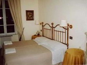 Marta Guest House