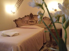 Marta Guest House