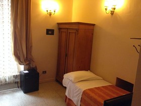 Marta Guest House
