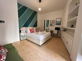 Mia House