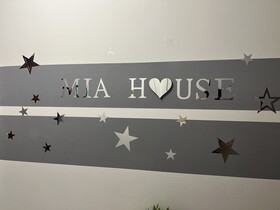 Mia House