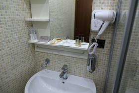 Mirko Luxury Inn