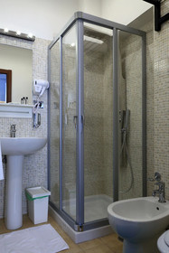 Mirko Luxury Inn