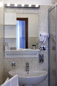 Mirko Luxury Inn