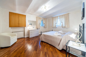 Monteverde Holidays Home