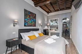 Monti House 118