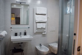 Monti House 118