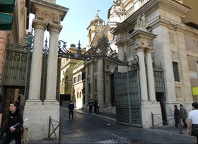 My Bed Vatican Museum