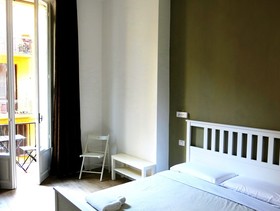 Nik House