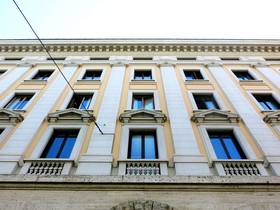 Nik House