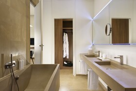 Palazzo Montemartini Rome, a Radisson Collection Hotel