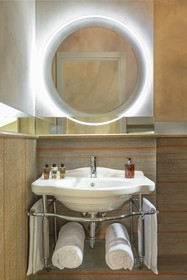 Palm Suites