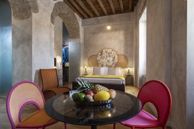 Palm Suites