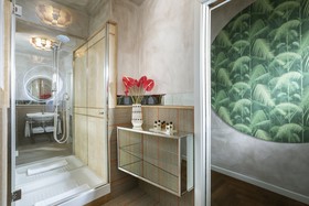 Palm Suites