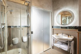 Palm Suites