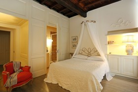 Piazzetta de' Monti Suites