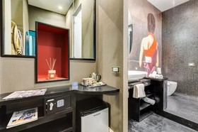 Premium Private Suites