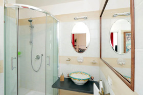 Quo Vadis Inn