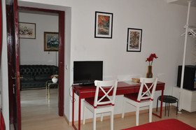 Quo Vadis Inn