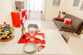 Re Di Roma House